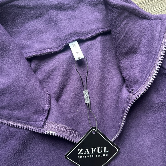Brand new Zaful West Coast California quarter zip - Picture 2 of 3